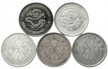 CHINA und Südostasien, China, Lots bis 1949
5 Stück: 1/2 Dollar Yunnan 1911 (2X), 1932 (3X). sehr schön
