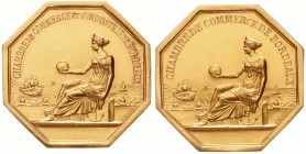 Ausländische Goldmünzen und -medaillen, Frankreich-Bordeaux
Achteckiger Goldjeton v. Tiolier F., o.J. Stadtgöttin sitzend auf Podest mit Anker vor Ha...