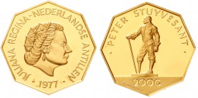 Ausländische Goldmünzen und -medaillen, Niederlande-Antillen, Juliana, 1949-1980
200 Gulden 1977. Peter Stuyvesant (Achteckig). 7,95 g. 900/1000
Pol...