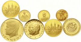 Lots von Goldmünzen und -medaillen
8 moderne Medaillen, davon 3 Miniaturen, Gold v. 585/1000 bis 986/1000. Ges. 22 g. Gold fein.
vorzüglich und bess...