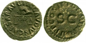 Römische Münzen, Kaiserzeit, Claudius 41-54
Quadrans 41 Hand hält Waage/Schrift um SC.
sehr schön