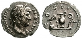 Römische Münzen, Kaiserzeit, Hadrian, 117-138
Denar 127. Belorb., halbdrap. Kopf r./COS III. Priestergeräte.
gutes sehr schön, schöne Patina