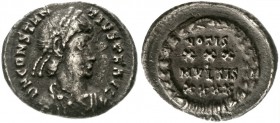 Römische Münzen, Kaiserzeit, Constantius II., 324-361
Siliqua 351/355 Sirmium. Diad., drap. Brb. r./VOTIS XXX MVLTIS XXXX im Kranz, darunter SIRM.
s...