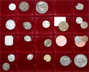 Ausländische Münzen und Medaillen, Belgien, Lots
Schuber mit 21 alten Marken und Zeichen des 17.-19. Jh. Meist südliche Niederlande, aber auch einmal...