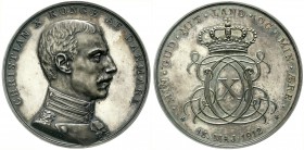 Ausländische Münzen und Medaillen, Dänemark, Christian X., 1912-1947
Silbermedaille 1912 v. Lindahl a.s. Proklamation zum König. Brb. in Uniform n. r...