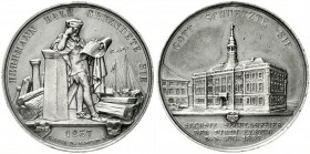 Altdeutsche Münzen und Medaillen, Elbing
Silbermedaille 1837 von Loos und Held, a.d. 600 Jf. der Stadt. 39 mm, 19,3 g.
sehr schön, Randfehler, Kratz...