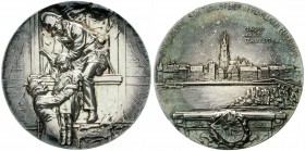 Altdeutsche Münzen und Medaillen, Frankfurt-Stadt
Silbermedaille 1899 v. Kowarzik. 25-Jf. Freiwillige Feuerwehr. Stadtansicht. / Bergung aus einem Fe...