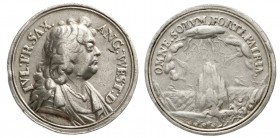 Altdeutsche Münzen und Medaillen, Lauenburg, Julius Franz, 1666-1689
Silbermedaille o.J.(1678). Brb. r./Gewitter über Fels im Meer. 30 mm; 14,3 g.
f...