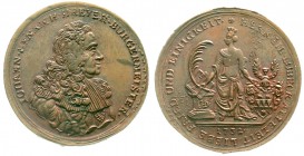 Altdeutsche Münzen und Medaillen, Lübeck-Stadt
Bronzemedaille 1732. auf den Bürgermeister Johann Heinrich Dreyer. 41 mm.
vorzüglich, Randfehler, kl....