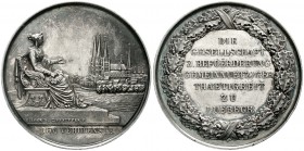 Altdeutsche Münzen und Medaillen, Lübeck-Stadt
Silber-Prämienmedaille o.J. (19. Jh.) von Loos und Pfeuffer. Ges. z. Bef. gemeinn. Thaetigkeit. Allego...