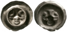 Altdeutsche Münzen und Medaillen, Mecklenburg, Anonym. Um 1300
Stierkopf-Braktetat um 1280/1325. Kopf v.v. mit abstehenden Ohren, anstelle der Hörner...