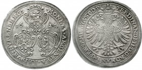 Altdeutsche Münzen und Medaillen, Nürnberg-Stadt
Reichstaler 1621. Mmz. Stern. Reichsadler / Drei Wappen. Titel Ferdinand II. 28,73 g.
vorzüglich, f...
