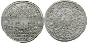 Altdeutsche Münzen und Medaillen, Nürnberg-Stadt
Taler 1631 (Chronogramm). Reichsadler mit Kaiserbüste im Brustschild / Stadtansicht, drei Wappen, Mm...