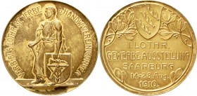 Medaillen, Ausstellungen, Deutschland
Vergold. Silbermedaille 1910 v. Ch. Isler a.d. 1. lothr. Gewerbeausst. in Saarburg. Steh. Schmied n.l. / Wappen...