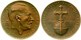 Medaillen, Drittes Reich
Bronzemedaille 1938 v. Hanisch-Concee. Annexion Österreichs und Großdeutsches Reich. Kopf Hitler r./Schrift um Reichsapfel. ...