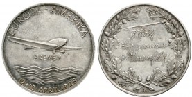 Medaillen, Luftfahrt und Raumfahrt
Silbermedaille 1928 v. T. Schwab (preuss. Staatsmünze) a.d. Atlantiküberquerung der "Bremen". 36 mm, 24,65 g.
vor...