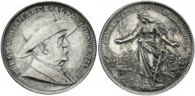 Medaillen, Personenmedaillen, Bismarck, Otto von *1815, +1898
Silbermedaille 1895 v. Oertel a.s. 80. Geburtstag. Brb. mit Hut n.r. / Germania segnet ...