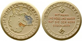 Medaillen, Porzellanmedaillen, Deutsches Reich
München: Feldzug in Polen/Danzig ist Deutsch 1939 weiß. 48 mm. Devise rot, auf der Karte Polen blau un...