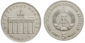 Gedenkmünzen der DDR
5 Mark 1983 A, Brandenburger Tor. Auflage nur 3000 Ex.
prägefrisch