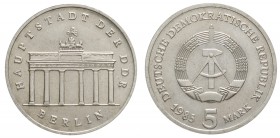 Gedenkmünzen der DDR
5 Mark 1985 A, Brandenburger Tor. Auflage nur 3000 Ex.
prägefrisch
