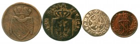 LOTS, Deutsche Münzen bis 1871
4 Stück: Baden, Kreuzer 1805; Oldenburg, 1 Pfennig 1859 B; Preussen 3 Pfennig 1825 A; Dazu: Böhmen (Rud. II.), Maley-G...