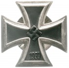 Orden und Ehrenzeichen, Deutschland, Drittes Reich, 1933-1945
Eisernes Kreuz I. Klasse 1939. Flache, unmagnetische Ausführung mit Schraube, Herstelle...