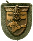 Orden und Ehrenzeichen, Deutschland, Drittes Reich, 1933-1945
Krim-Schild 1941/1942. Mit Filz und Gegenplatte.
sehr schön/vorzüglich, Papier beschäd...