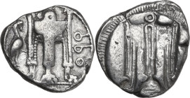 Greek Italy. Bruttium, Kroton. AR Stater, 480-430 BC. Obv. Tripod with legs ending in lion's paws; to left, marsh-bird. Rev. Incuse tripod with linear...