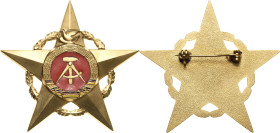 Orden der Deutschen Demokratischen Republik Staatliche Auszeichnungen
Orden "Stern der Völkerfreundschaft" in Gold Verliehen 1973-1989. Buntmetall ve...