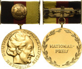 Orden der Deutschen Demokratischen Republik Staatliche Auszeichnungen
Nationalpreis der DDR Verliehen 1973-1989. Buntmetall goldfarben 26,03 mm, 12,4...