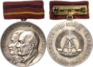 Orden der Deutschen Demokratischen Republik Staatliche Auszeichnungen
Medaille für Kämpfer gegen den Faschismus Verliehen 1958. Buntmetall versilbert...
