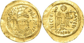 Mauricius Tiberius 582-602 Solidus 583/602, Constantinopel Brustbild mit Helm, Diadem, Kreuzglobus und Schild haltend, rechts Stern, MAVRC-Tlb PP AV /...