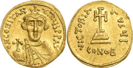 Constans II. 641-668 Solidus 641/646, Constantinopel Brustbild mit Kreuz-Diadem und Kreuzglobus von vorn, DN CONSTANTINVS PP AVG / Stufenkreuz, VICTOR...