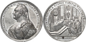 Russland
Katharina II. 1762-1796 Zinnmedaille mit Kupferstift 1787 (Reich) Auf die Einnahme der ostpolnischen Provinzen. Brustbild nach links / Tempe...