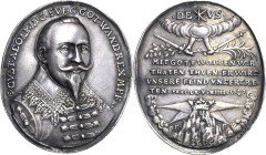 Schweden
Gustav II. Adolf 1611-1632 Ovale Silbermedaille o.J. (1632) Gnadenpfennig auf die schwedisch-protestantischen Siege in Deutschland. Brustbil...