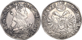 Habsburg
Maximilian II. 1564-1576 Taler 1576, KB-Kremnitz Voglhuber 65/II Davenport 8059 Huszar 979 Sehr selten. Avers kl. Graffiti, sehr schön
