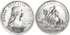 Habsburg
Maria Theresia 1740-1780 Silbermedaille 1741 (Donner) Ungarische Krönung in Preßburg. Brustbild nach rechts / Die Königin reitet nach links,...