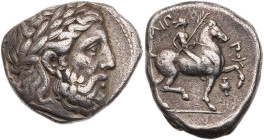 MAKEDONIEN, KÖNIGREICH
Philipp II., 359-336 v. Chr. AR-Tetradrachme 340/36-328 v. Chr. Amphipolis Vs.: Kopf des Zeus mit Lorbeerkranz n. r., Rs.: Eph...