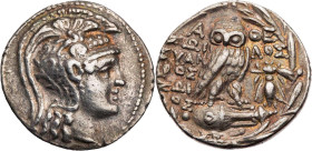 ATTIKA ATHEN
 AR-Tetradrachme 109/108 v. Chr., 8. Monat Zoilos, Euandros und Zoilos, Vs.: Kopf der Athena Parthenos mit dreibuschigem Helm n. r., Rs....