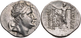 BITHYNIEN, KÖNIGREICH
Nikomedes IV., 94-74 v. Chr. AR-Tetradrachme 92/91 v. Chr. (= Jahr 207) Nikomedia Vs.: Kopf mit Diadem n. r., Rs.: Zeus Stratio...