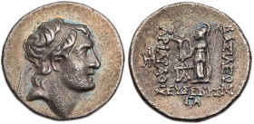KAPPADOKIEN, KÖNIGREICH
Ariarathes V. Eusebes Philopator, 163-130 v. Chr. AR-Drachme 130 v. Chr. (= Jahr 33) Mzst. A (Eusebeia) Vs.: Kopf mit Diadem ...
