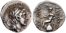 SYRIEN KÖNIGREICH DER SELEUKIDEN
Antiochos IV. Epiphanes, 175-164 v. Chr. AR-Drachme Ekbatana Vs.: Kopf mit Diadem n. r., Rs.: Apollon sitzt mit Pfei...