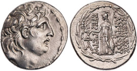 SYRIEN KÖNIGREICH DER SELEUKIDEN
Antiochos VII. Euergetes, 138-129 v. Chr. AR-Tetradrachme Antiochia am Orontes Vs.: Kopf mit Diadem n. r., Rs.: Athe...