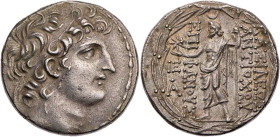 SYRIEN KÖNIGREICH DER SELEUKIDEN
Antiochos VIII. Epiphanes Grypos, 121-96 v. Chr. AR-Tetradrachme 121/0-113 v. Chr. Antiochia am Orontes Vs.: Kopf mi...