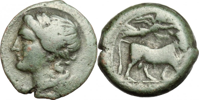 Greek Italy. Central and Southern Campania, Neapolis. AE, 275-250 BC. D/ Head o ...