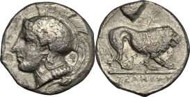 Greek Italy. Northern Lucania, Velia. AR didrachm, 390-250 BC. D/ Head of Athena left, helmeted. R/ Lion standing right. HN Italy 1284. AR. g. 6.20 mm...