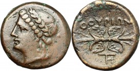 Greek Italy. Southern Lucania, Thurium. AE, c. 280 BC. D/ Head of Apollo left, laureate. R/ Winged thunderbolt. HN Italy 1927. AE. g. 3.54 mm. 15.00 B...