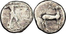Greek Italy. Bruttium, Kaulonia. AR 1/6 Stater, 475-425 BC. D/ Apollo advancing right. R/ Stag standing right. HN Italy -. Cf. Noe 220 ff. AR. g. 1.07...