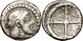 Sicily. Syracuse. AR Obol, 485-465 BC. D/ Head of Arethusa right, daidemed. R/ Wheel with four spokes. SNG Cop. 632. AR. g. 0.59 mm. 9.50 Nice patina....