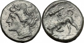 Sicily. Syracuse. Hieron II (274-216 BC). AE. D/ Head of Kore left, wearing wreath. R/ Bull butting left; above, club. CNS II, 191. AE. g. 4.17 mm. 17...